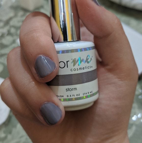 Grey Gel Polish - Picture 1 of 3